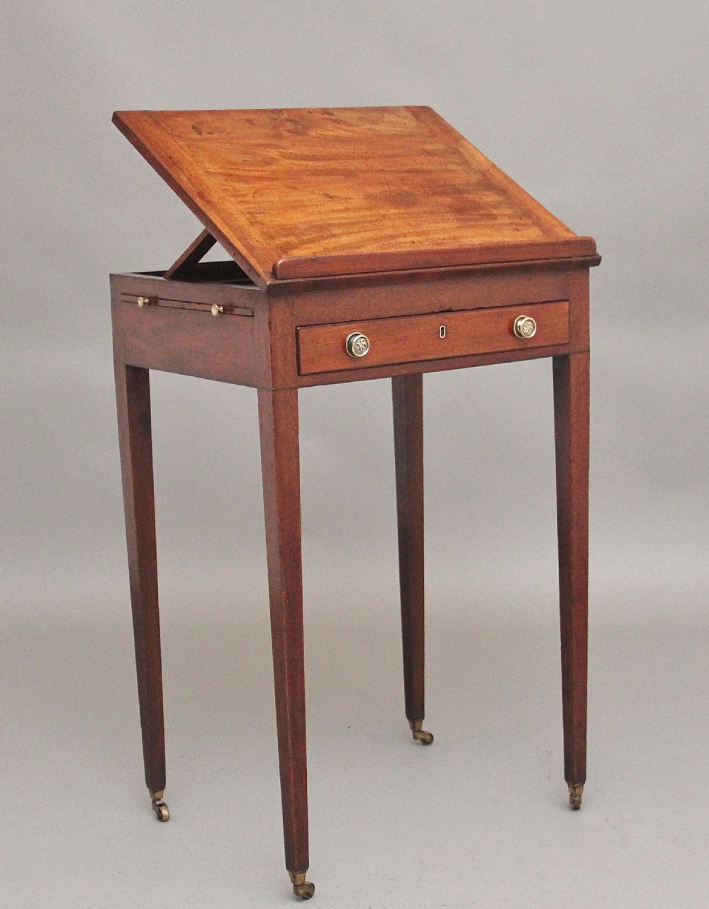 Early 19th Century mahogany reading table