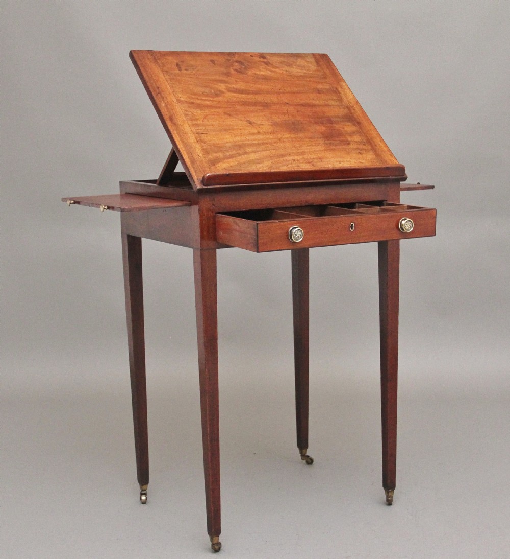 Early 19th Century mahogany reading table View III