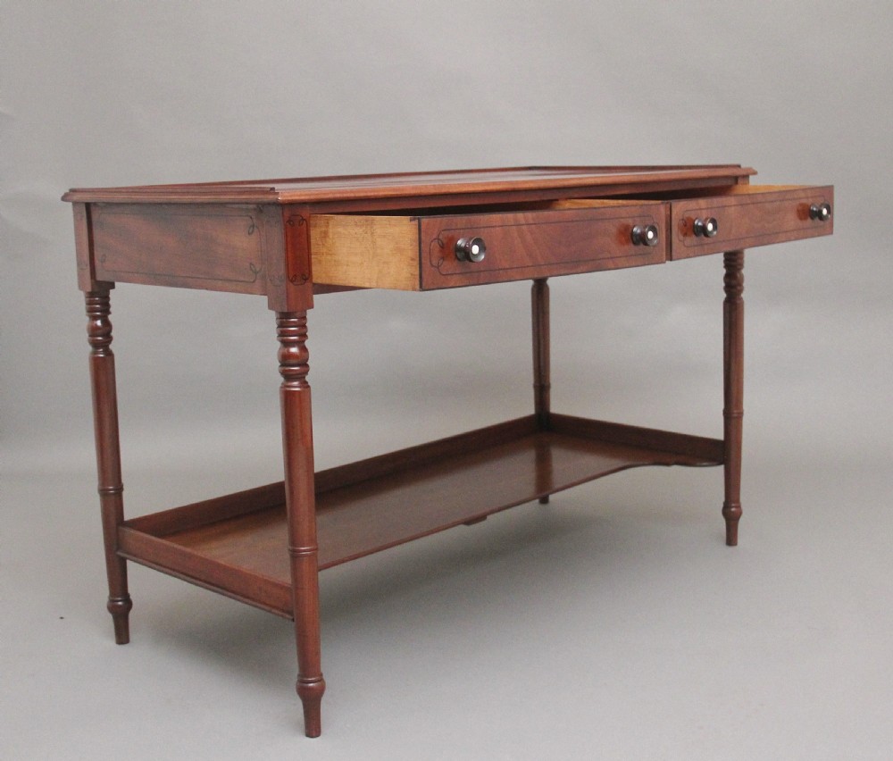 Early 19th Century Regency mahogany serving table View V