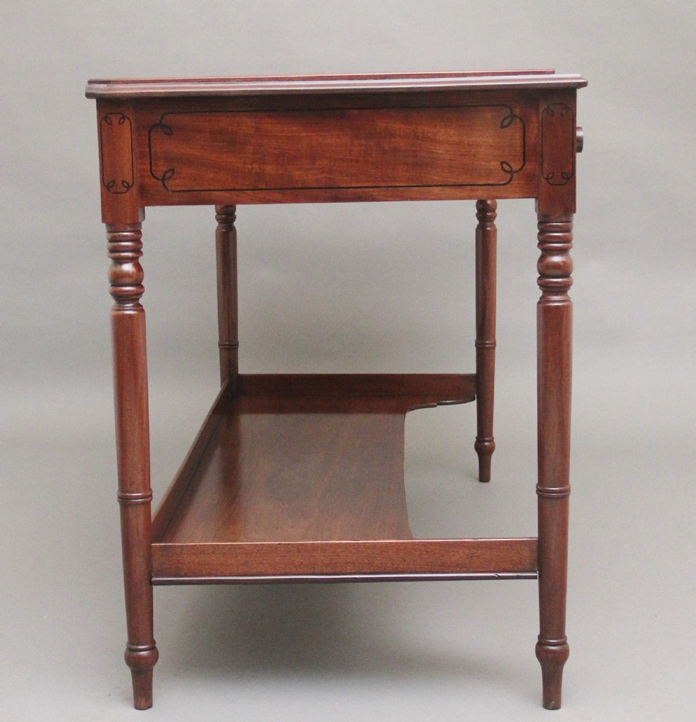 Early 19th Century Regency mahogany serving table View VII