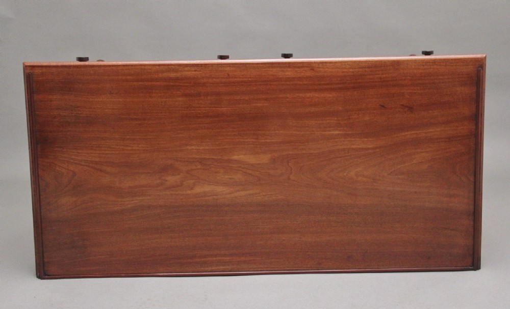 Early 19th Century Regency mahogany serving table View XI