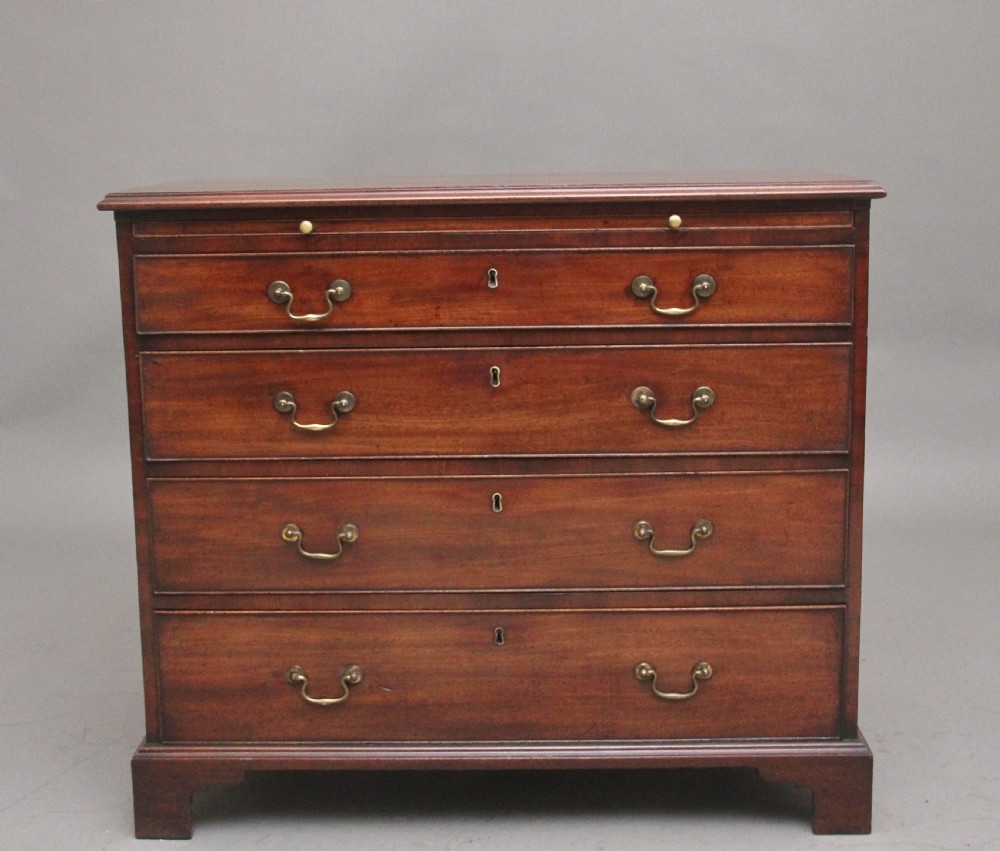 18th Century Georgian mahogany chest of drawers