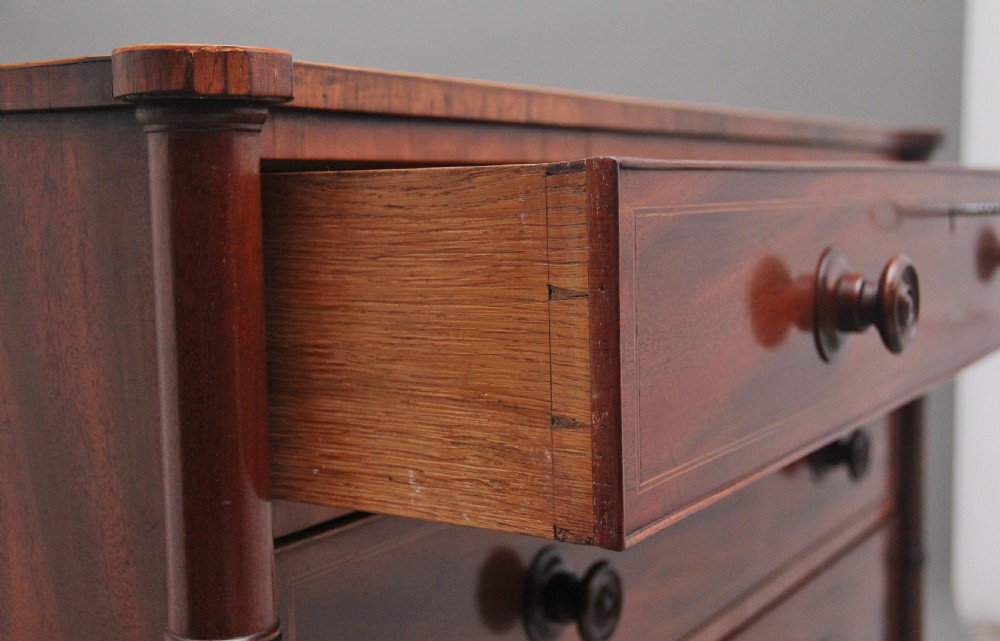 A superb quality early 19th Century Regency mahogany chest of drawers View V