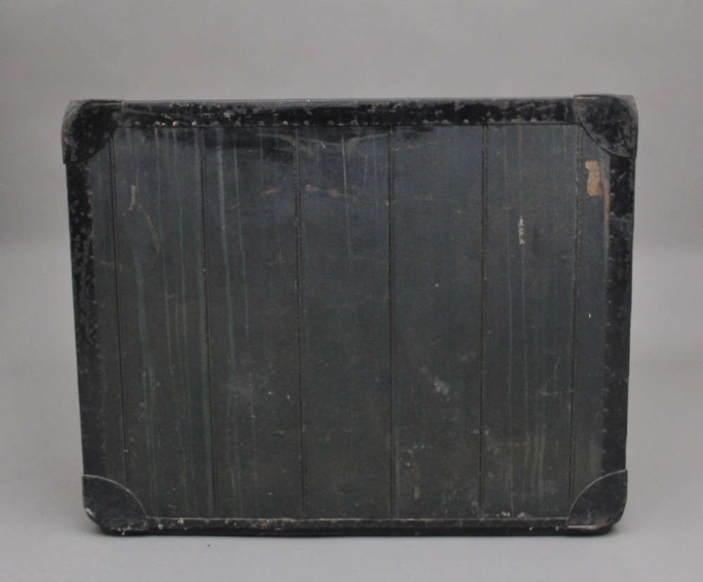 Early 20th Century Anglo-Indian camphor wood campaign chest View VI