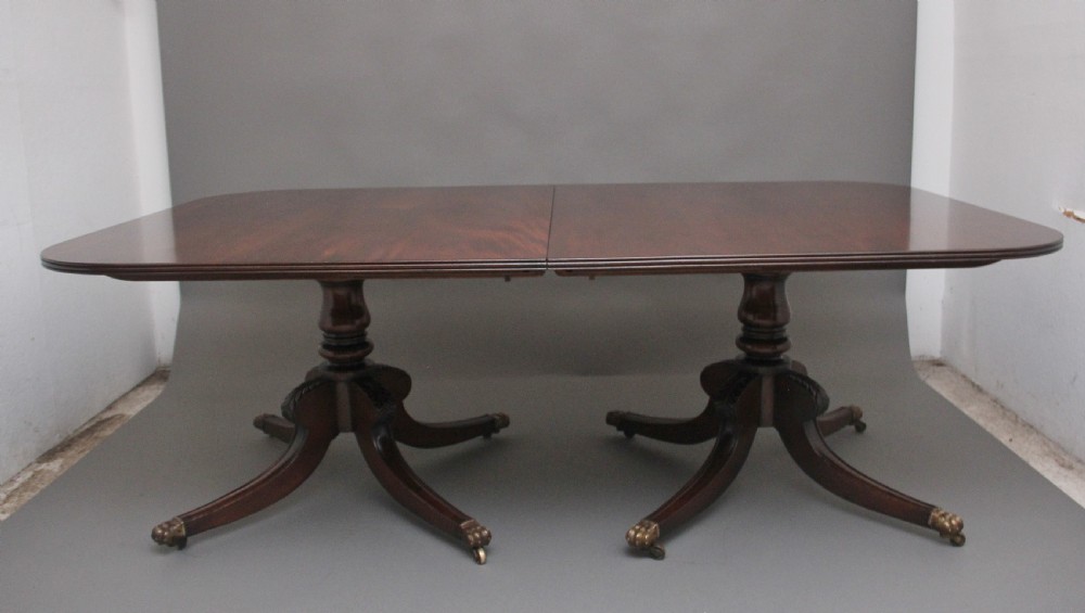 Large early 20th Century mahogany twin pedestal dining table View V