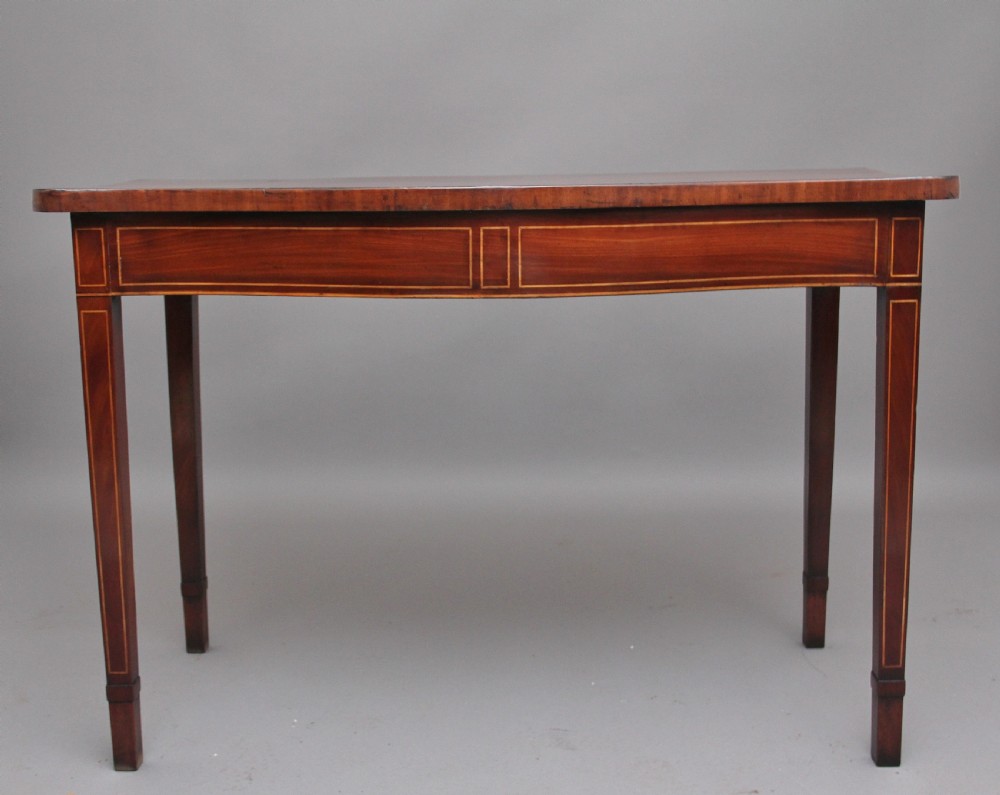18th Century mahogany serpentine serving table