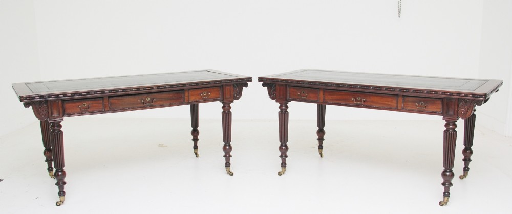 Pair of early 19th Century mahogany library tables View II