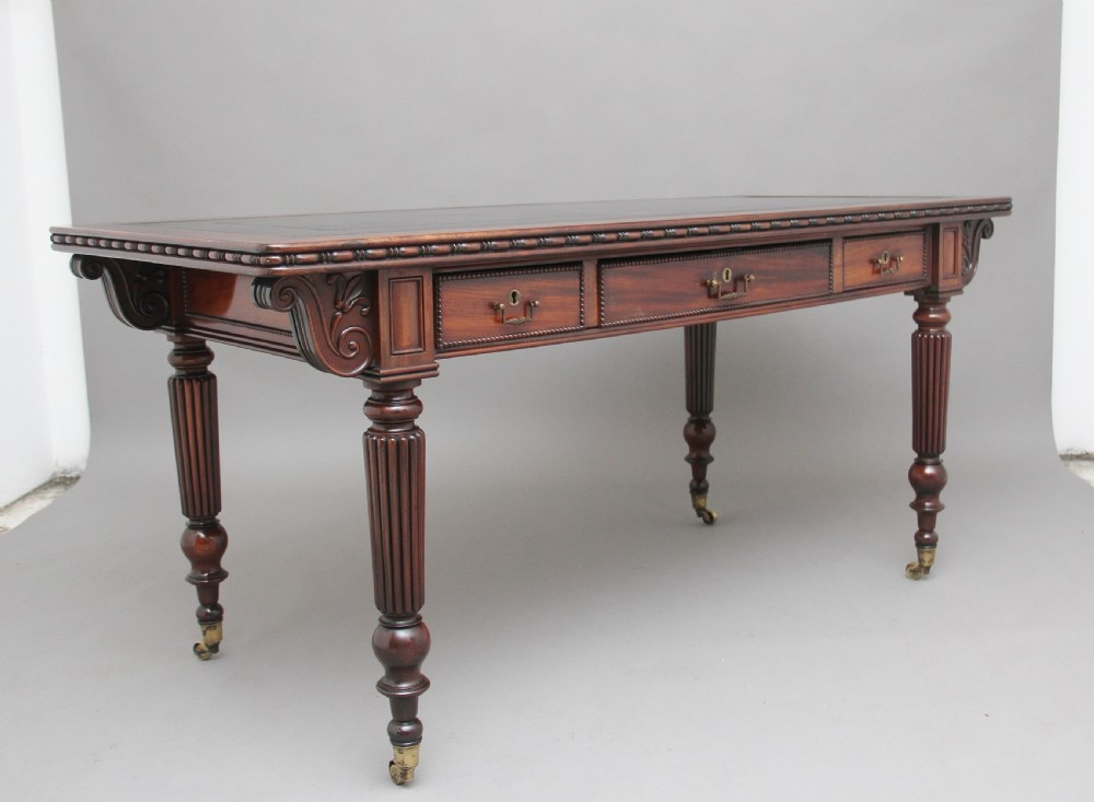 Pair of early 19th Century mahogany library tables View III