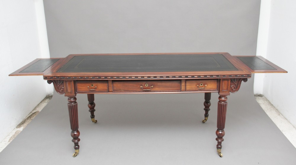 Pair of early 19th Century mahogany library tables View V