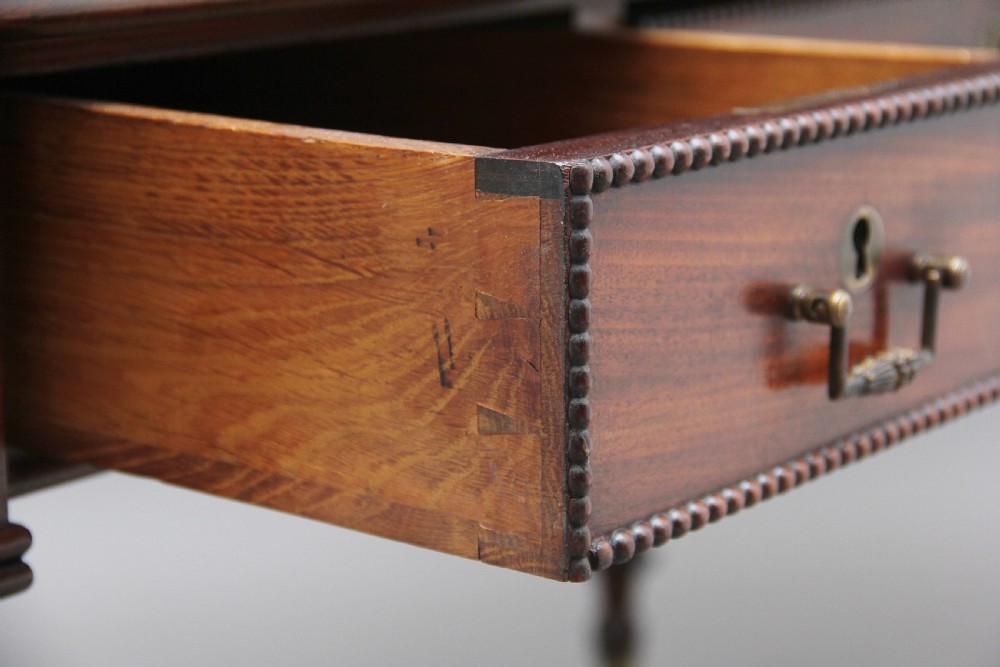 Pair of early 19th Century mahogany library tables View XIV