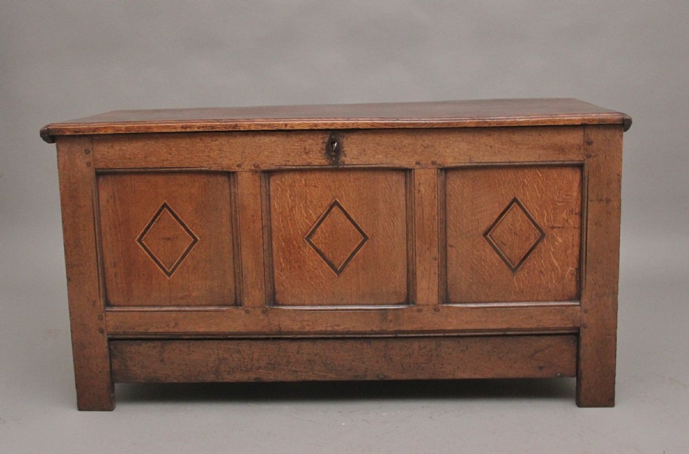 Early 18th Century oak coffer