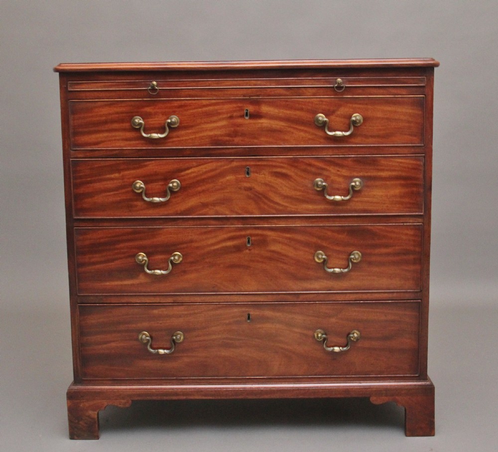 Superb quality 18th Century mahogany chest of drawers