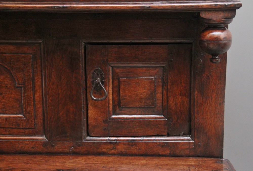 Early 18th Century oak tridarn View VI