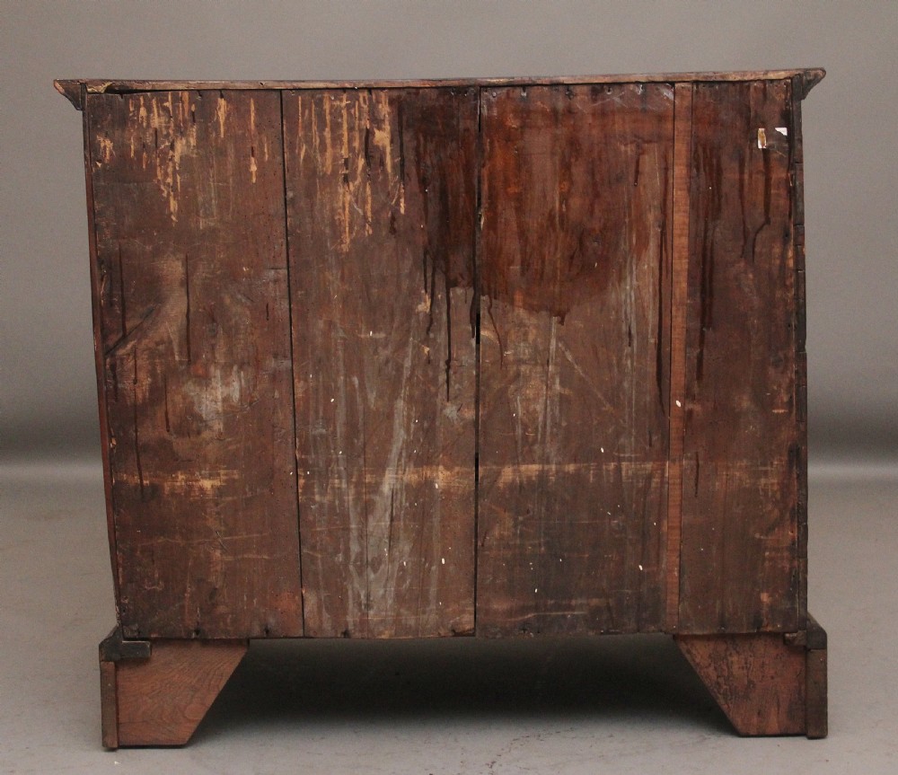 18th Century walnut chest of drawers View VIII