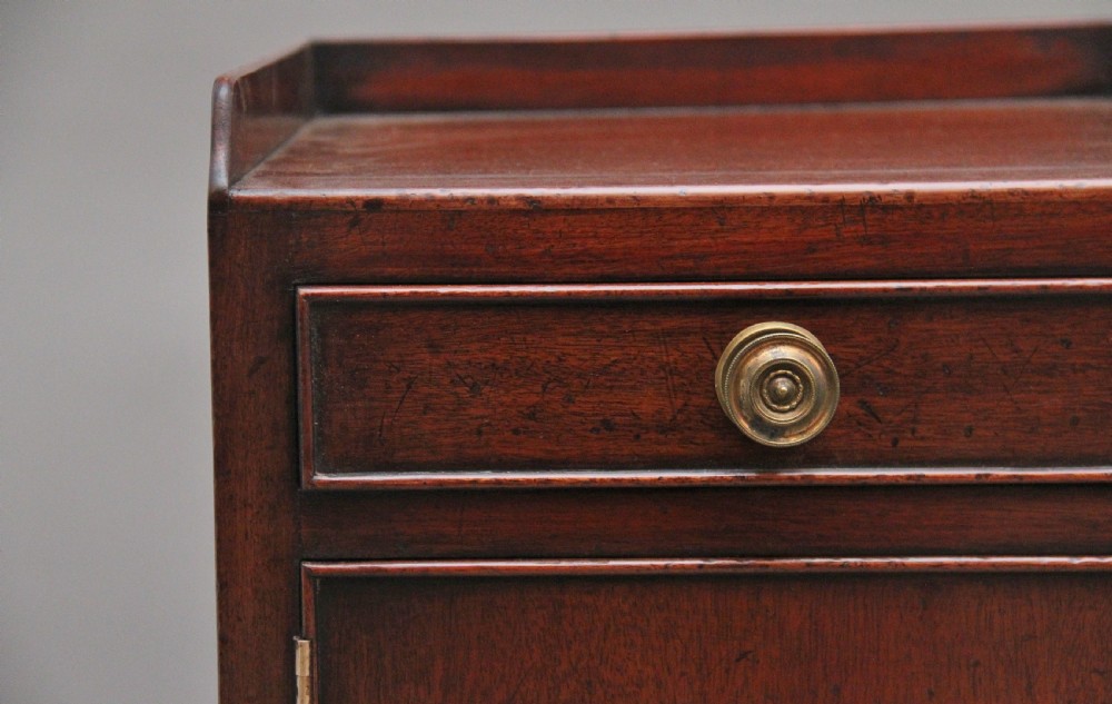 Pair early 20th Century mahogany bedside cabinets View VI
