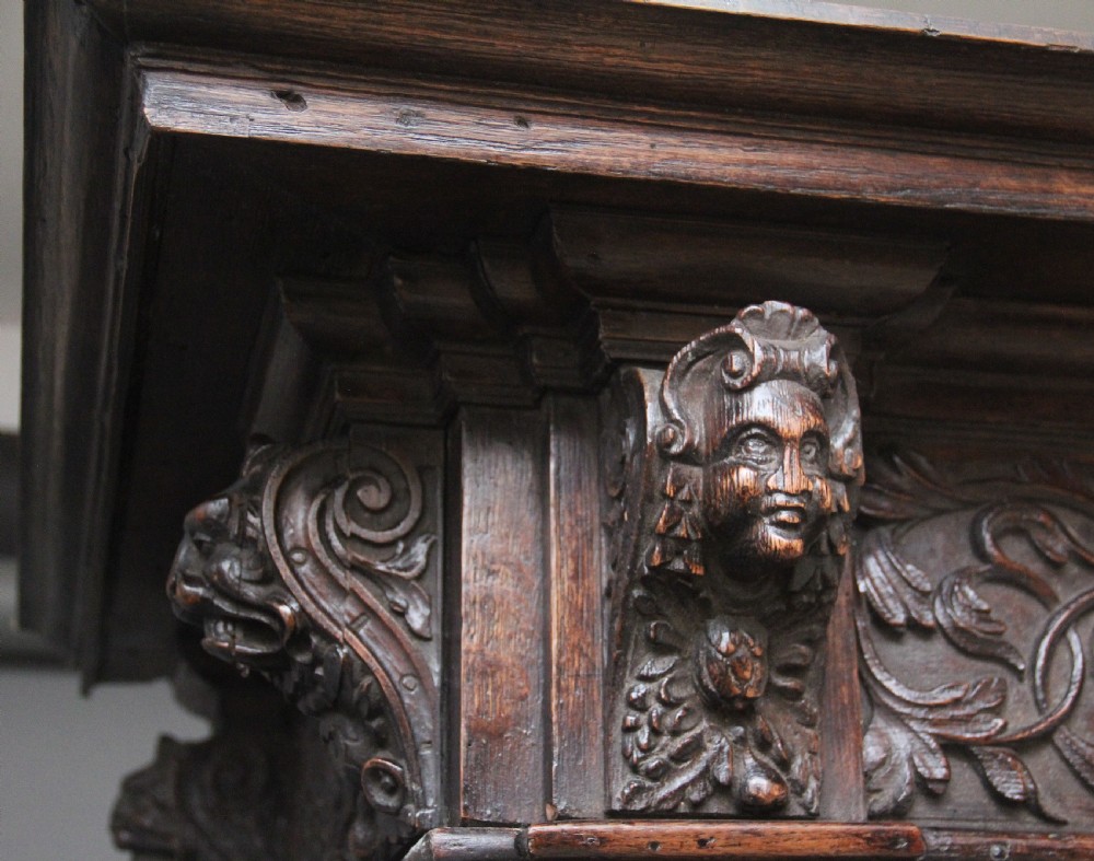 17th Century Flemish carved oak cupboard View XI