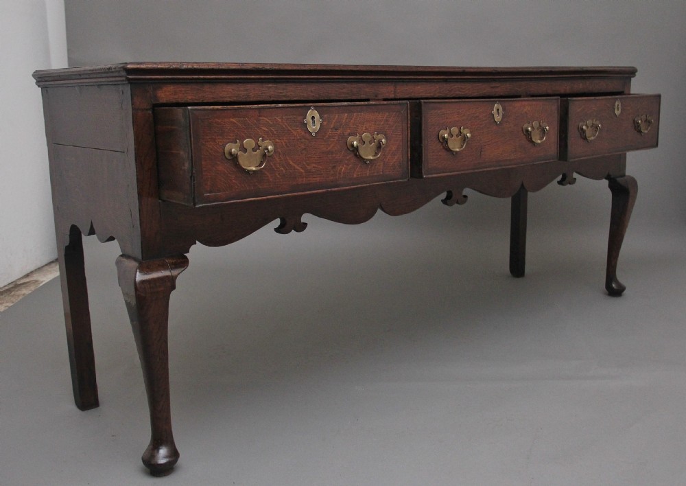 18th Century oak cabriole leg dresser base View VI