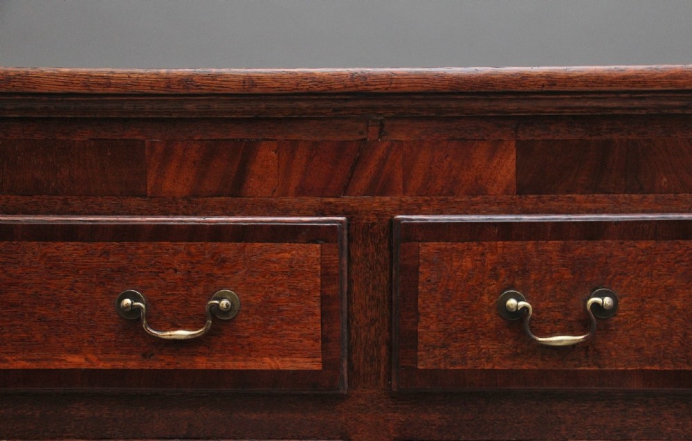 18th Century oak dresser base View VI