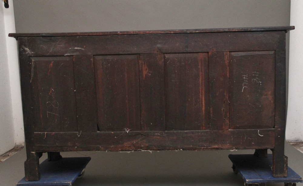 18th Century oak dresser base View X
