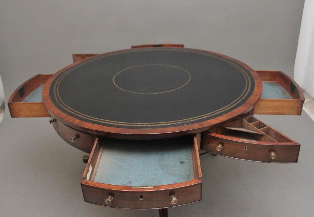 Early 19th Century mahogany drum table View V