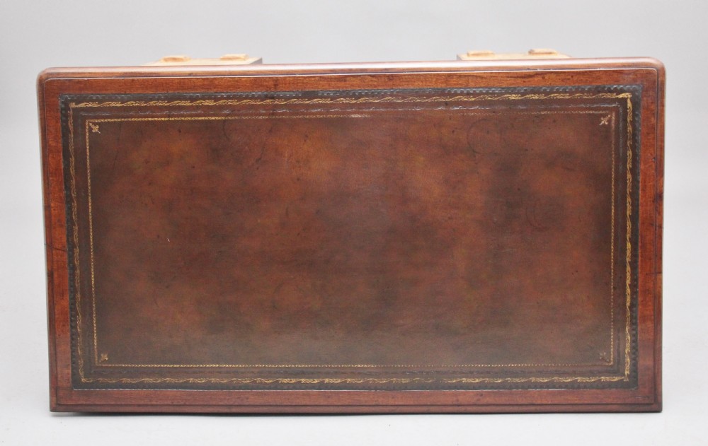 Early 19th Century mahogany pedestal desk View III