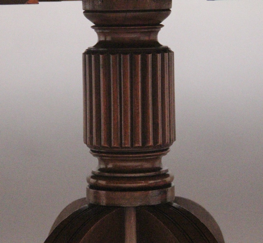 Early 19th Century mahogany three pedestal dining table View VIII