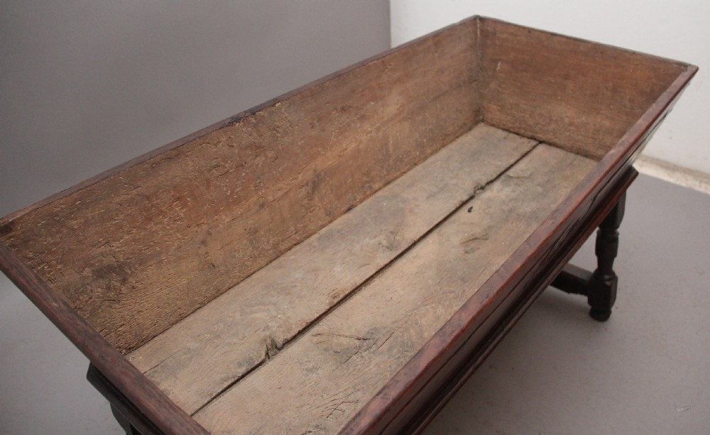 18th Century oak dough bin on stand View IV