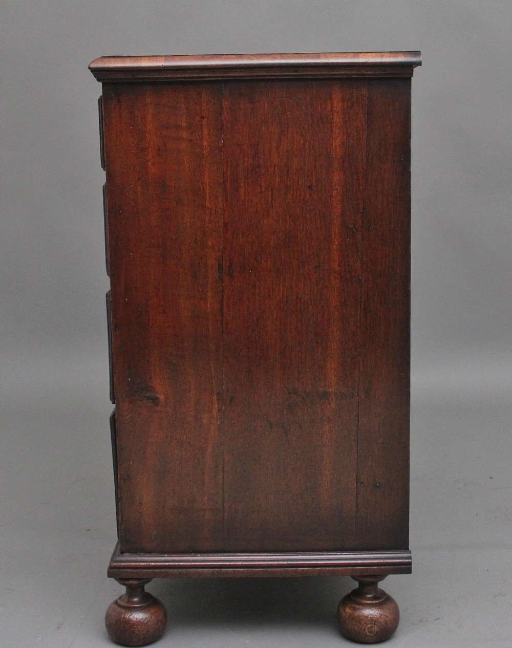 18th Century oyster wood chest of drawers View XI