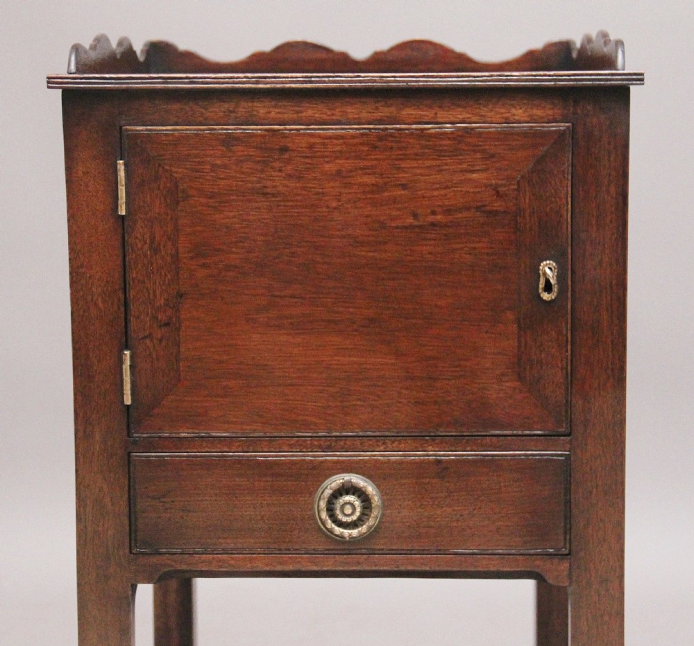 Pair early 20th Century mahogany bedside cabinets View IX