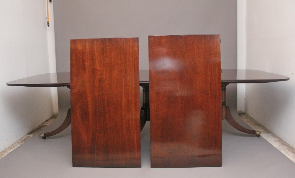 Early 20th Century three pedestal dining table View IV