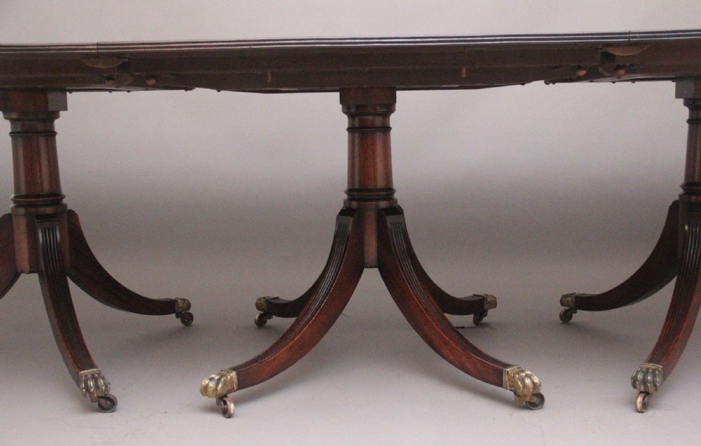 Early 20th Century three pedestal dining table View IX