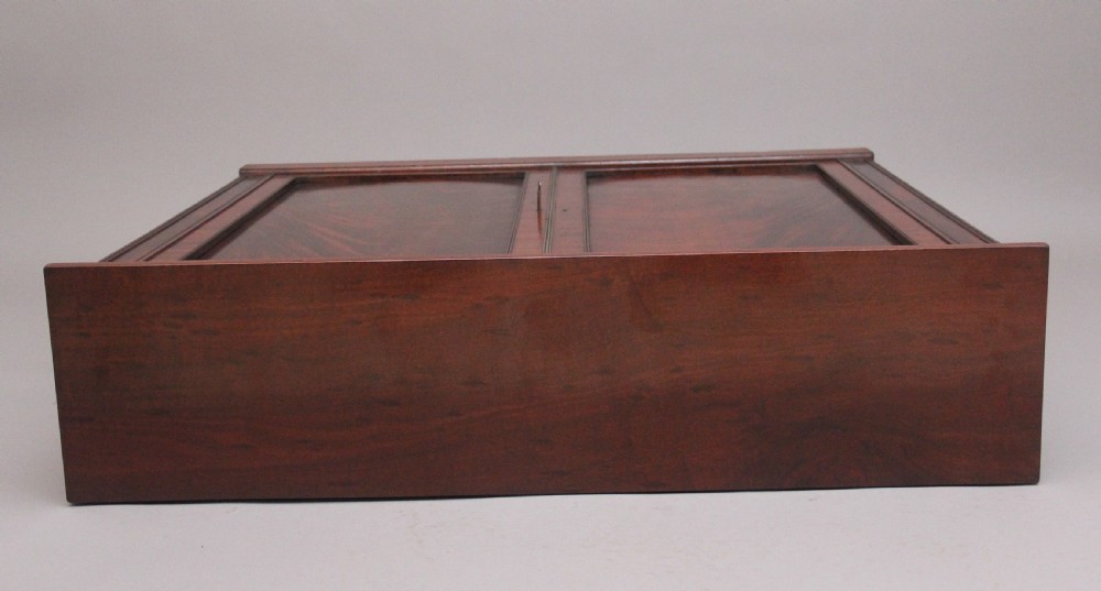 Early 19th Century mahogany cabinet  View VIII