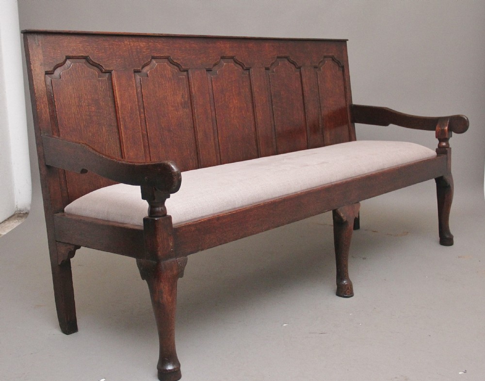 18th Century oak settle View II