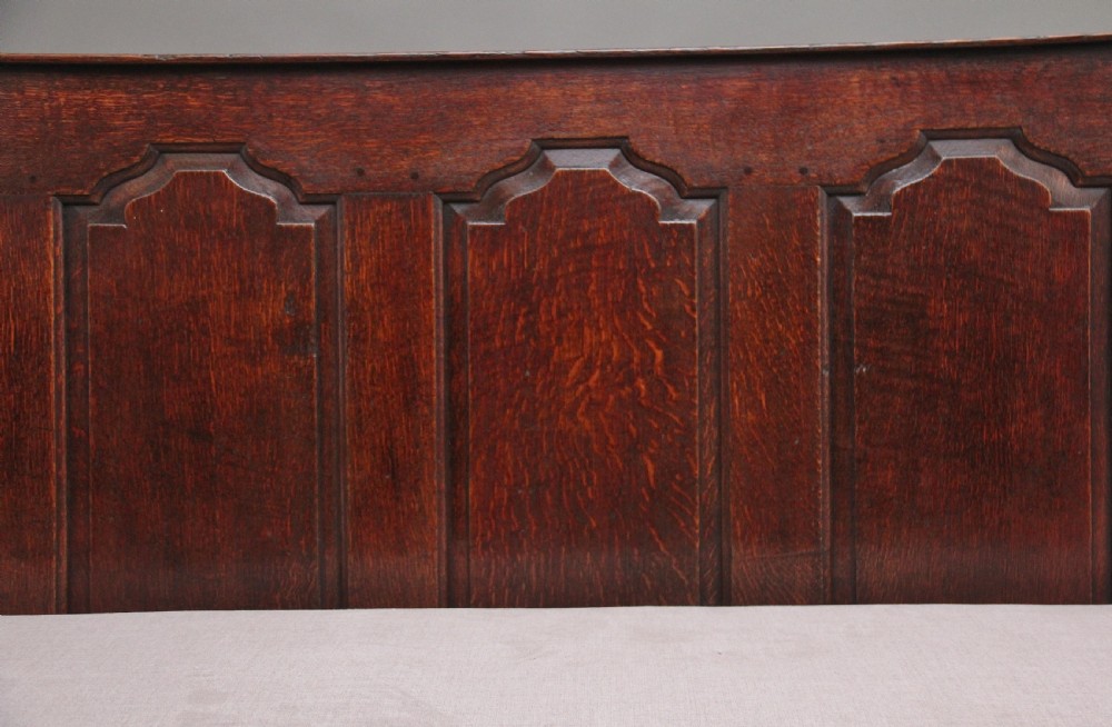 18th Century oak settle View VII