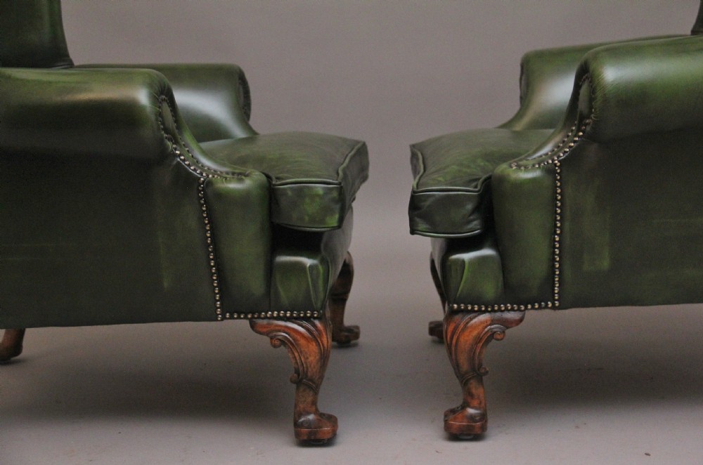 LARGE PAIR OF EARLY 20TH CENTURY WALNUT WINGBACK ARMCHAIRS View X