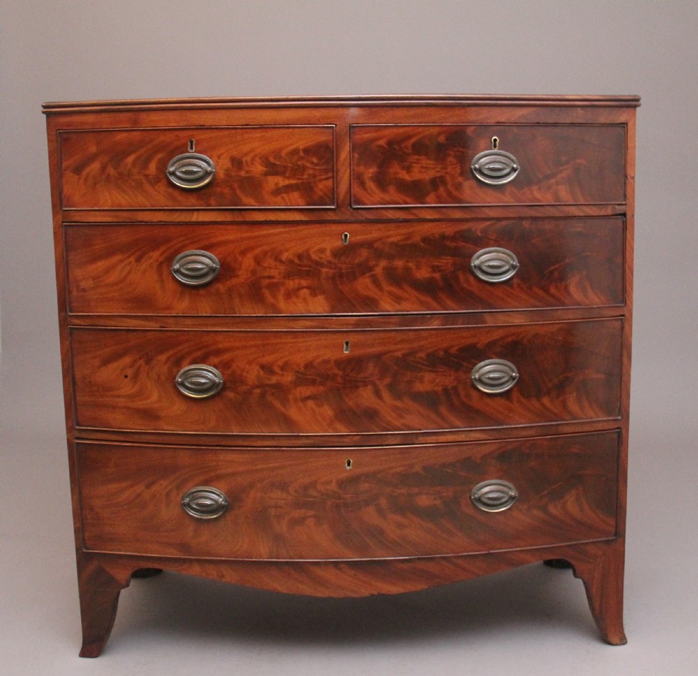 Early 19th Century flame mahogany bowfront chest of drawers