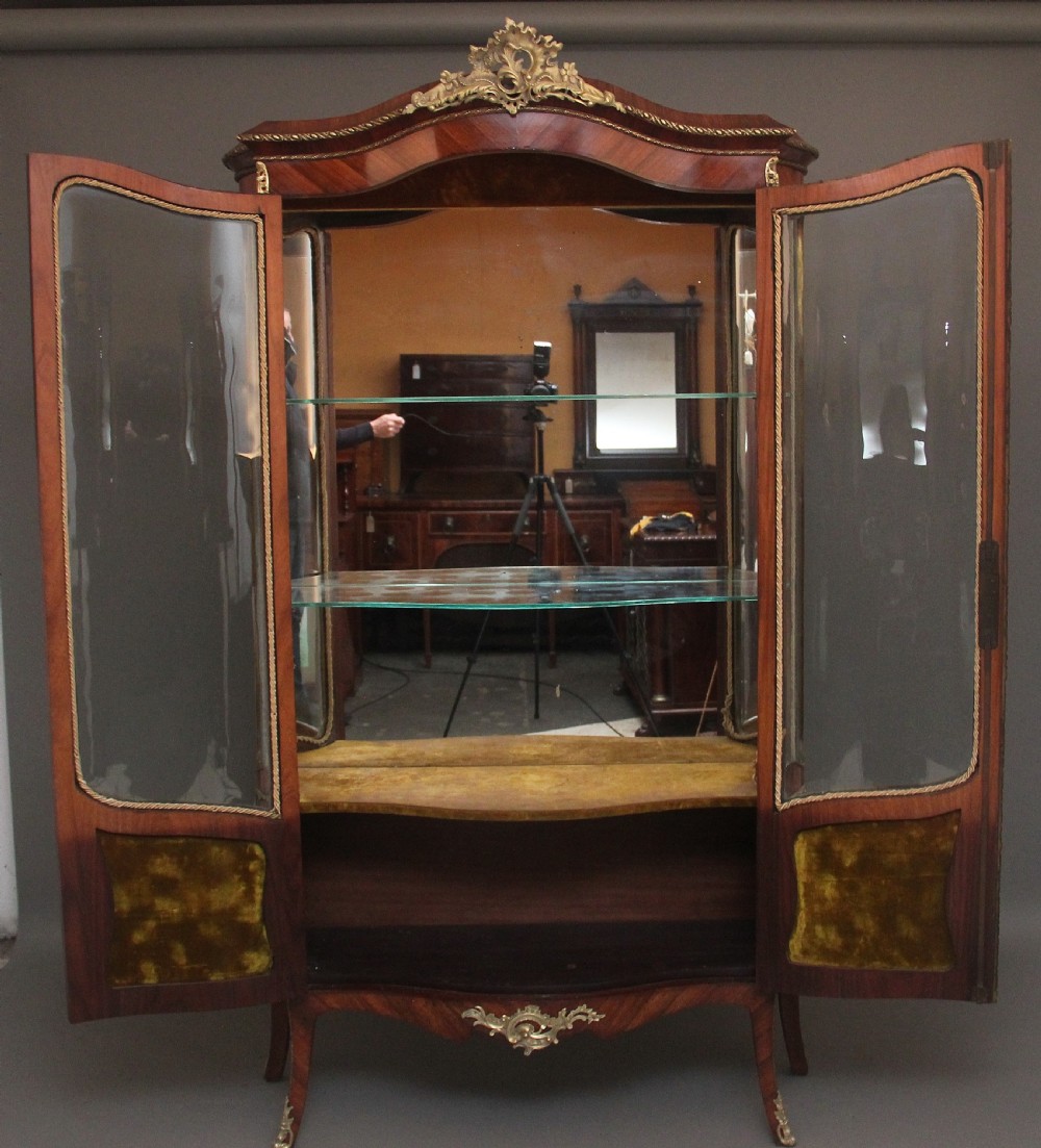 19th Century French Kingwood display cabinet View II