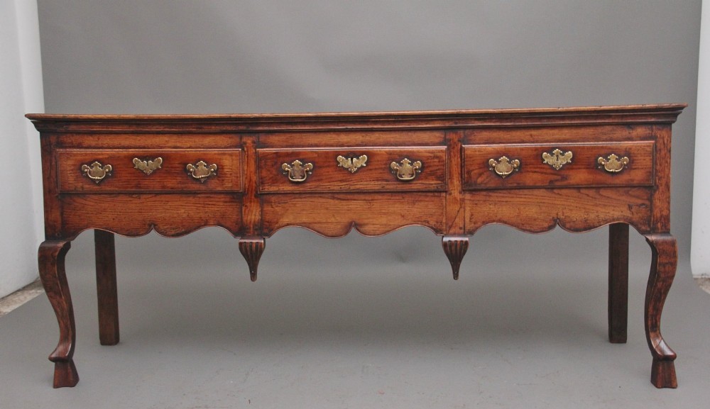 Early 18th Century oak dresser base