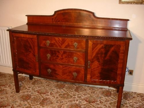 Edwardian Bow-fronted Sideboard.