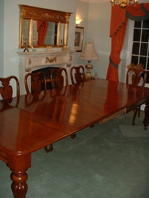 fig 1. Victorian Mahogany Wind Out Dining Table