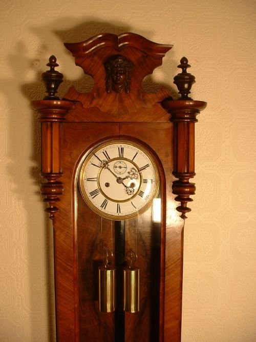 fig 1. Gusta Becker Vienna Wallclock.