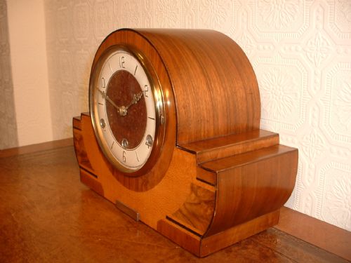 fig 1. Art-Deco Westminster-Chime Mantel Clock