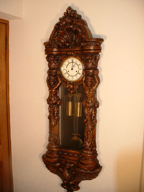 Black Forest Double-weight Vienna Wall Clock.