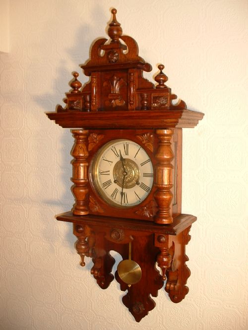 "Freeswinger" Wall Clock.