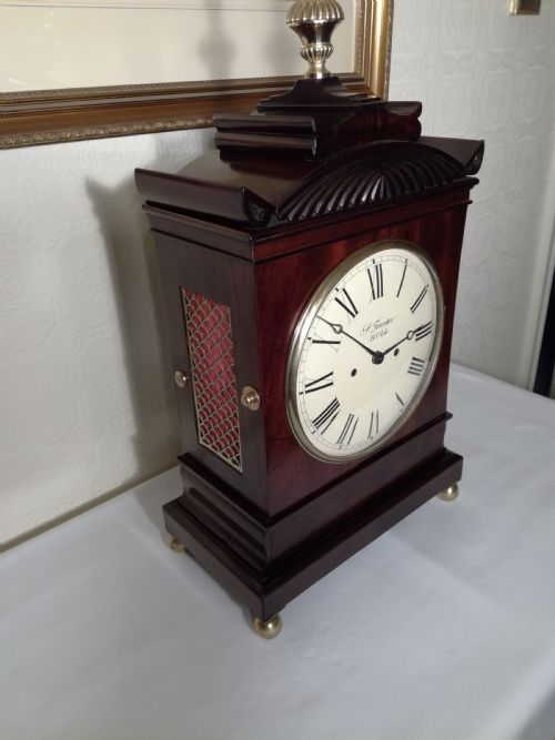 fig 2. Outstanding Twin-Fusee Bracket/Mantel Clock