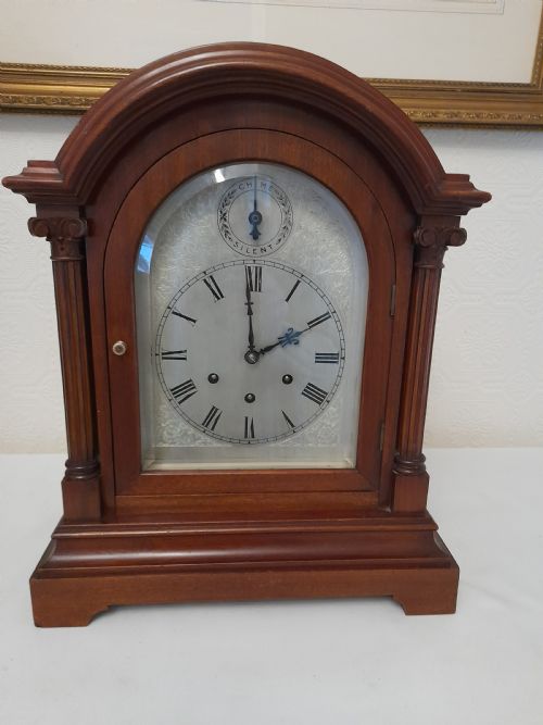 Gustav Becker, Westminster-chime Bracket Clock