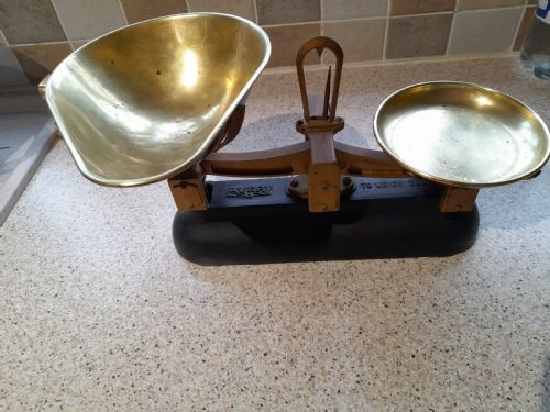 Avery Kitchen Scales