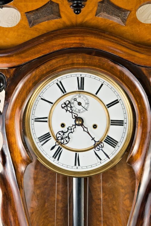fig 1. Serpentine Fronted, Double Weight, Vienna Wall Clock