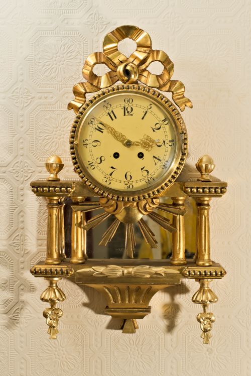 GILTWOOD CARTEL CLOCK BY WETTERSTRANDS