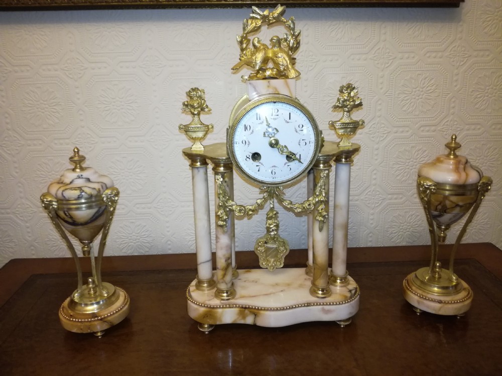 Sienna Marble Garniture Set